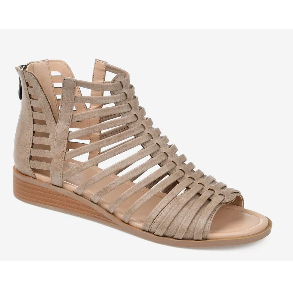 Journee Collection Delilah Gladiator Sandals 9 NWT Tan Taupe Camel Cage Strappy